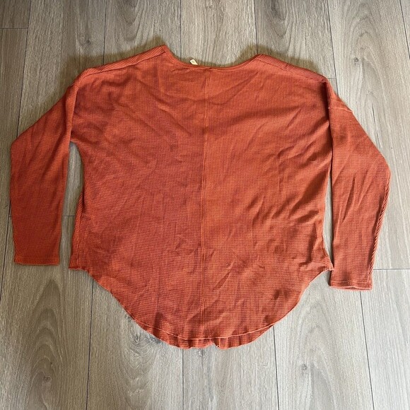 The Group Babaton Oversized VNeck Button Down Waffle Knit LongSleeve Size Large - Picture 9 of 13